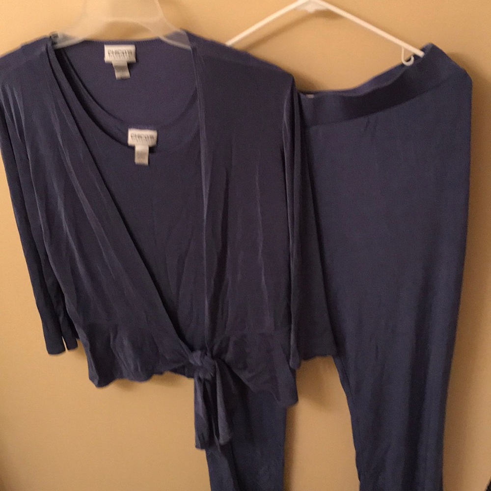Chico’s Travelers Pants Set